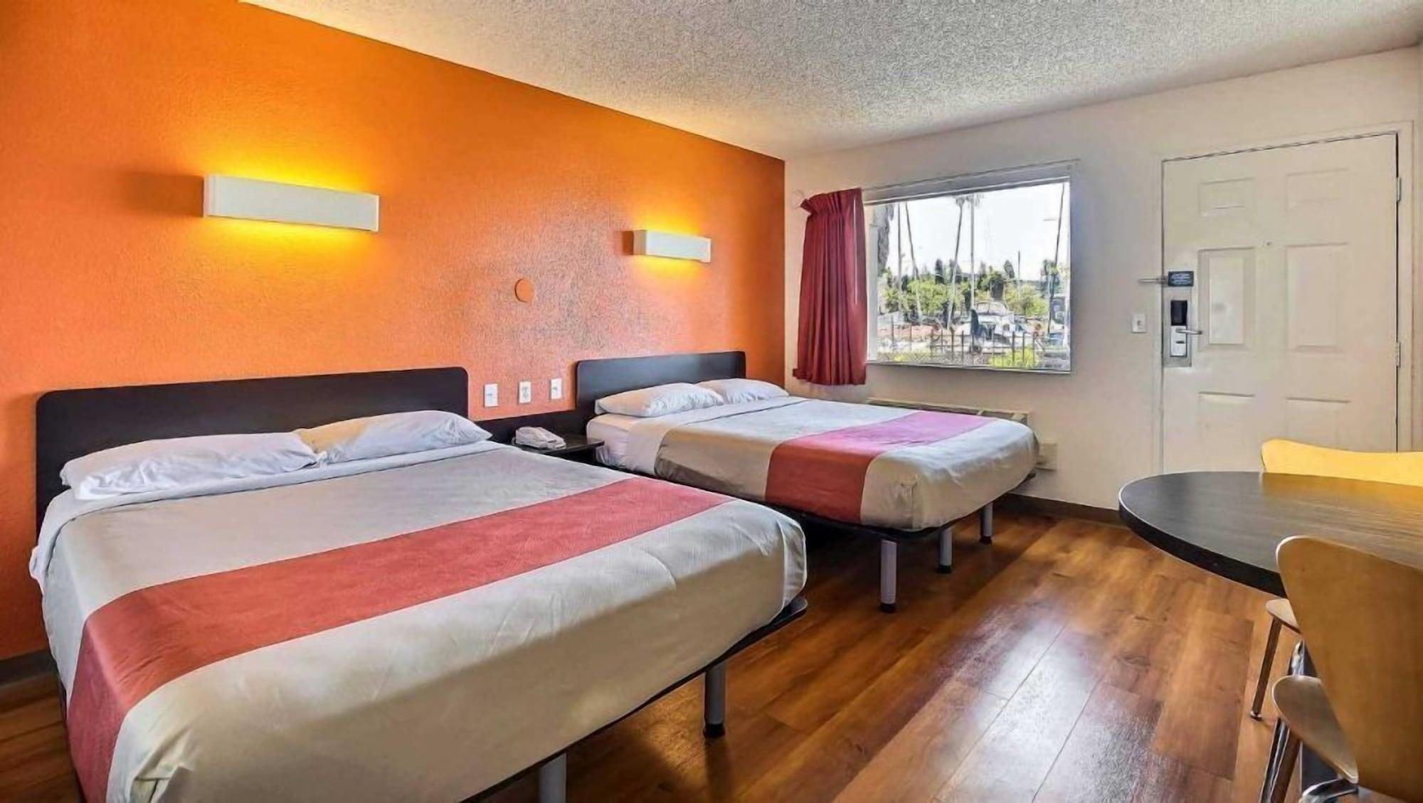 Motel 6-Oakland, Ca - Embarcadero Extérieur photo