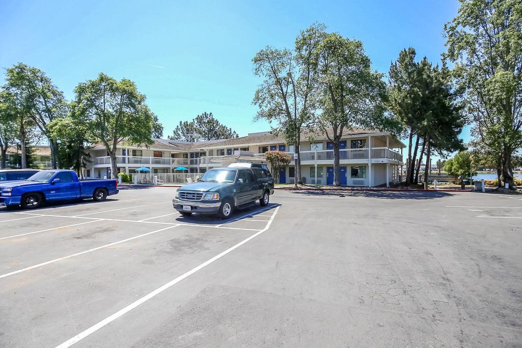 Motel 6-Oakland, Ca - Embarcadero Extérieur photo