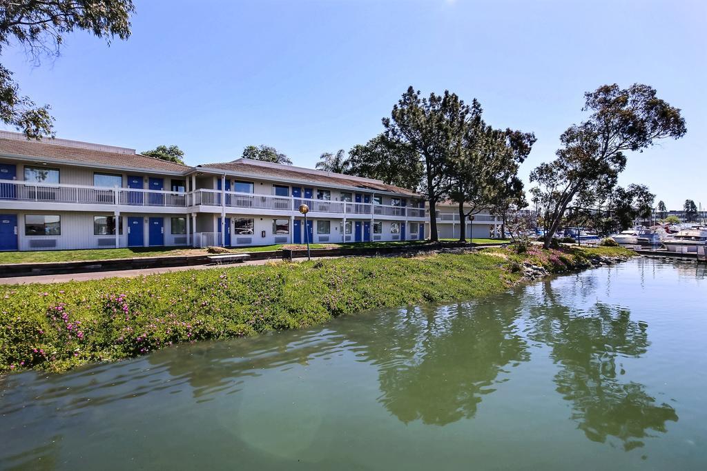 Motel 6-Oakland, Ca - Embarcadero Extérieur photo