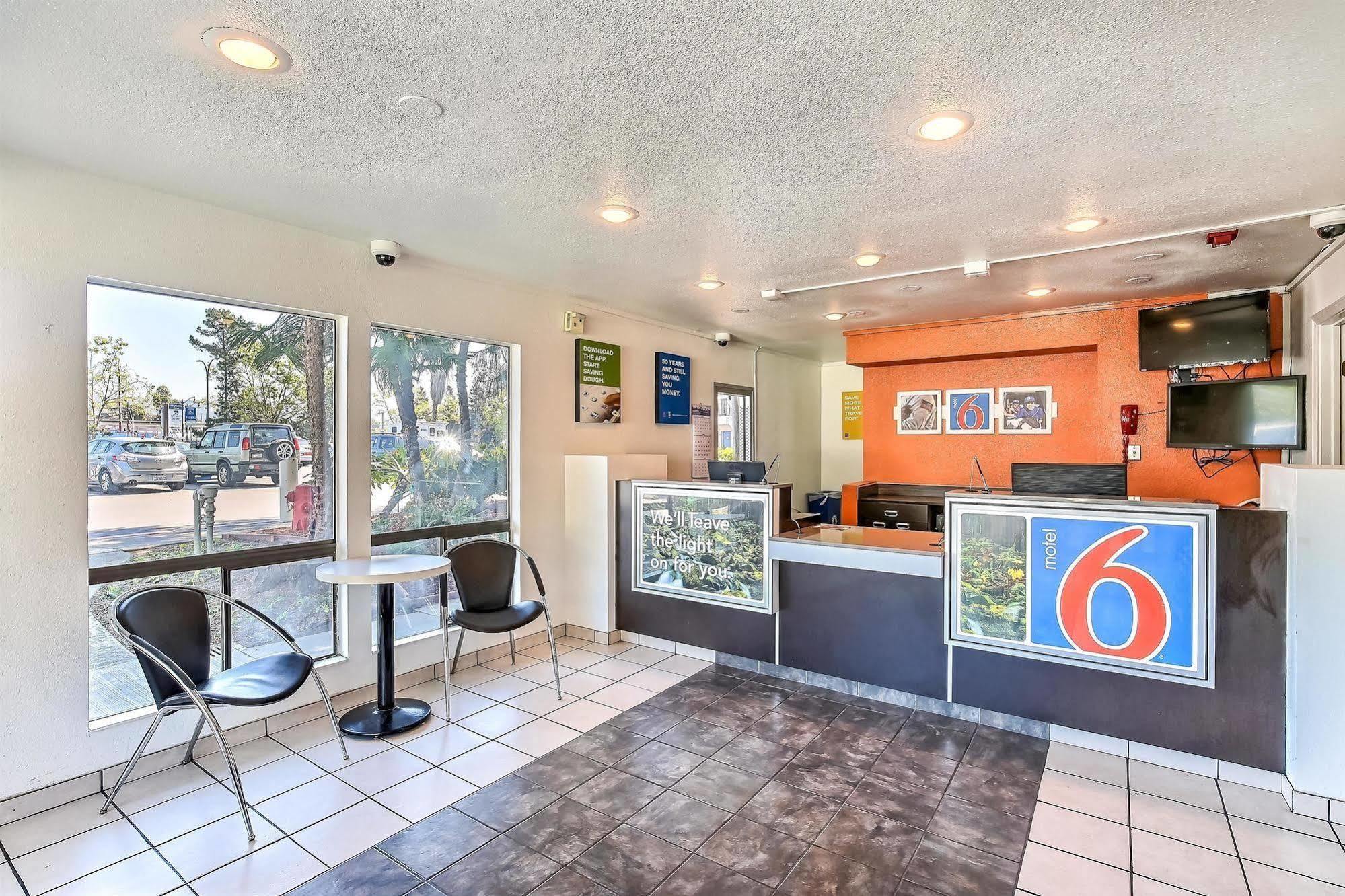 Motel 6-Oakland, Ca - Embarcadero Extérieur photo